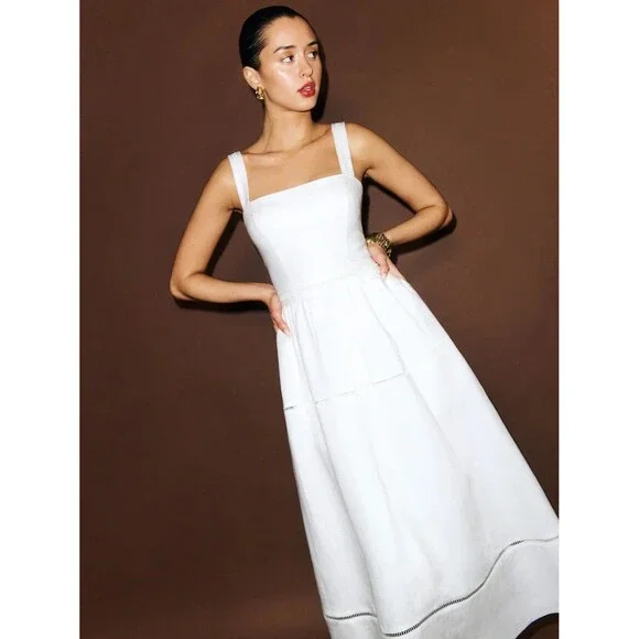 NWOT Reformation Everett Linen Dress in White NWOT Reformation Everett Linen Dress in White